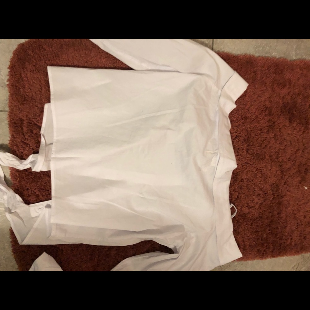 Hollister off shoulder Top - Picture 4 of 4